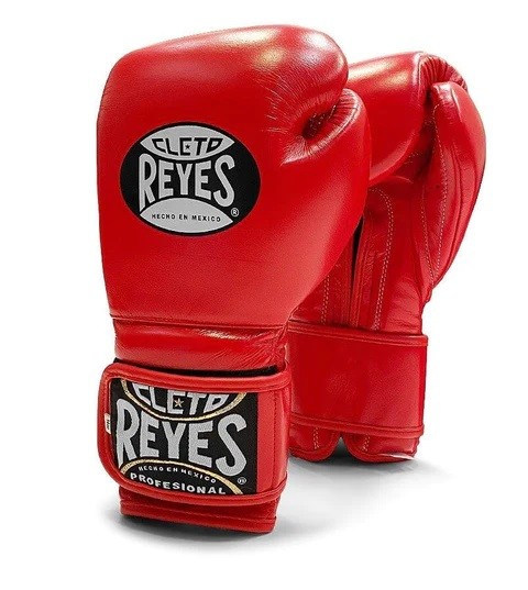 Boxing Gloves: The Essential Gear Behind Every Punch